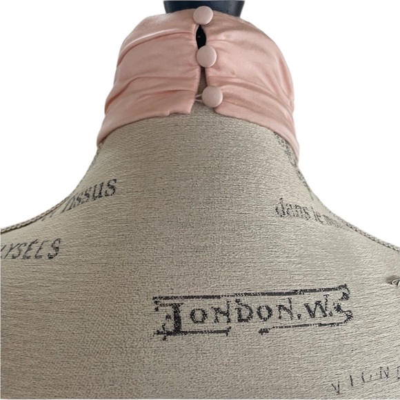 Flawless like new Lovers + Friends Hayes Mini Dress Ballet Pink Halter Open Back - Picture 5 of 8